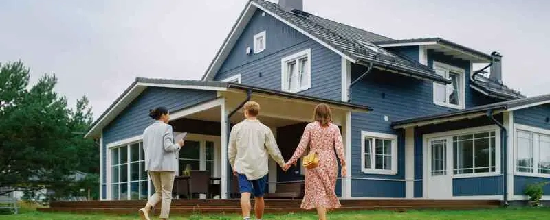 Real estate is an investment that’s why it’s so important to think about not just when and what you’re buying, but the location.