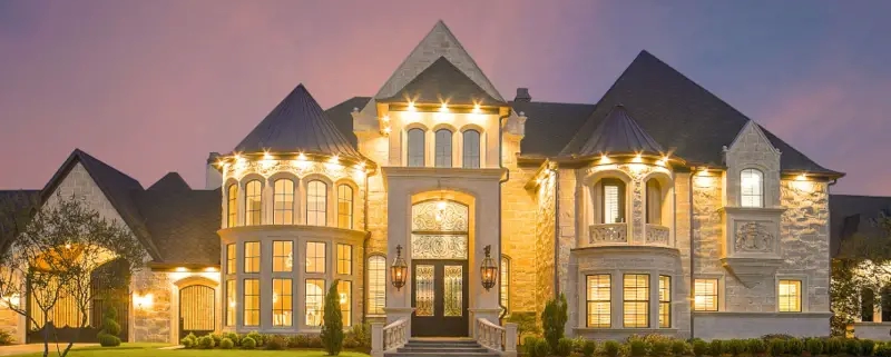 Discover the epitome of luxury living in Dallas with our guide to high-end homes, exclusive neighborhoods, and the opulent lifestyle they offer. Explore sought-after areas and the perks of living in this vibrant Texan city!