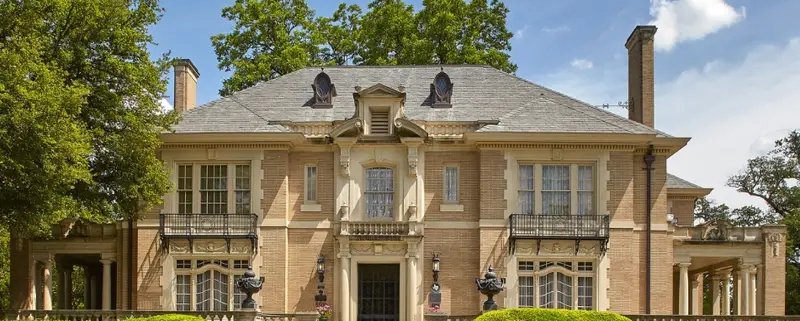 Discover the significance of historic preservation in Dallas real estate. Explore challenges, benefits, and the enduring charm of restored architectural gems. Uncover the soul of the city's past!