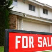 ashs020224-4 Unlock the secrets to selling your Dallas home for top dollar. Navigate preparation, pricing, marketing, negotiation, and closing with this comprehensive guide.