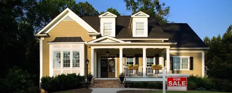 When selling a home, timing can make a difference: Home prices rise and fall, similar to stocks. Head to market at the peak moment.